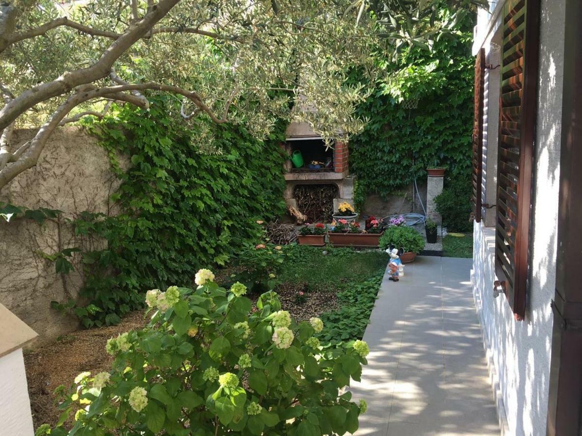 Apartment Martinovic Marusici  Exterior photo